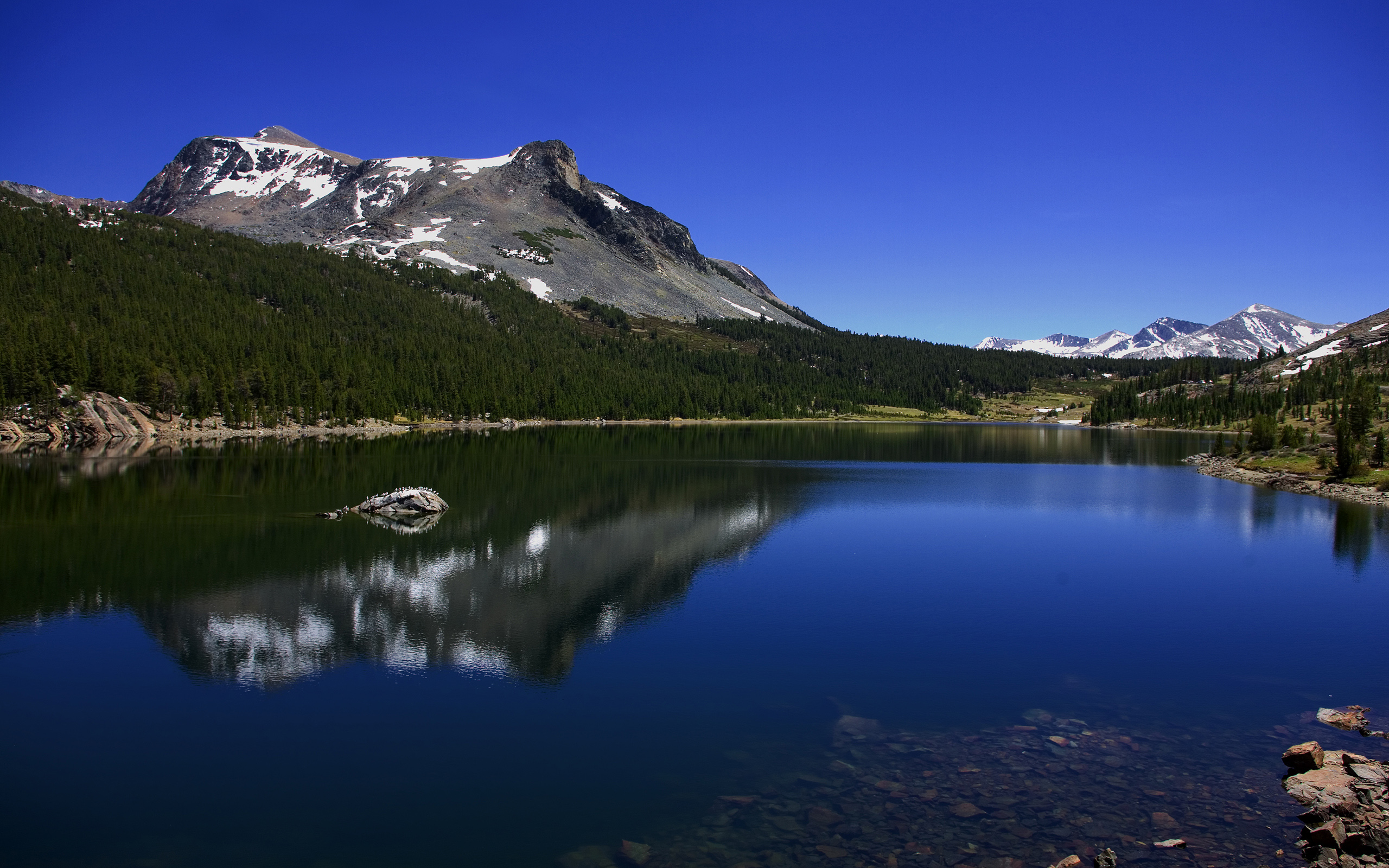 The mountain lake