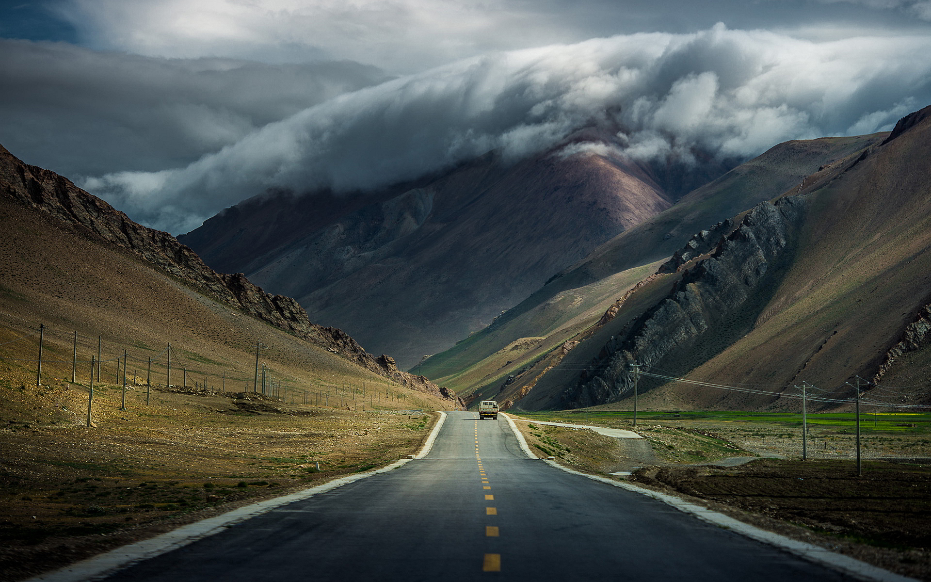 Mountain Road Wallpapers
