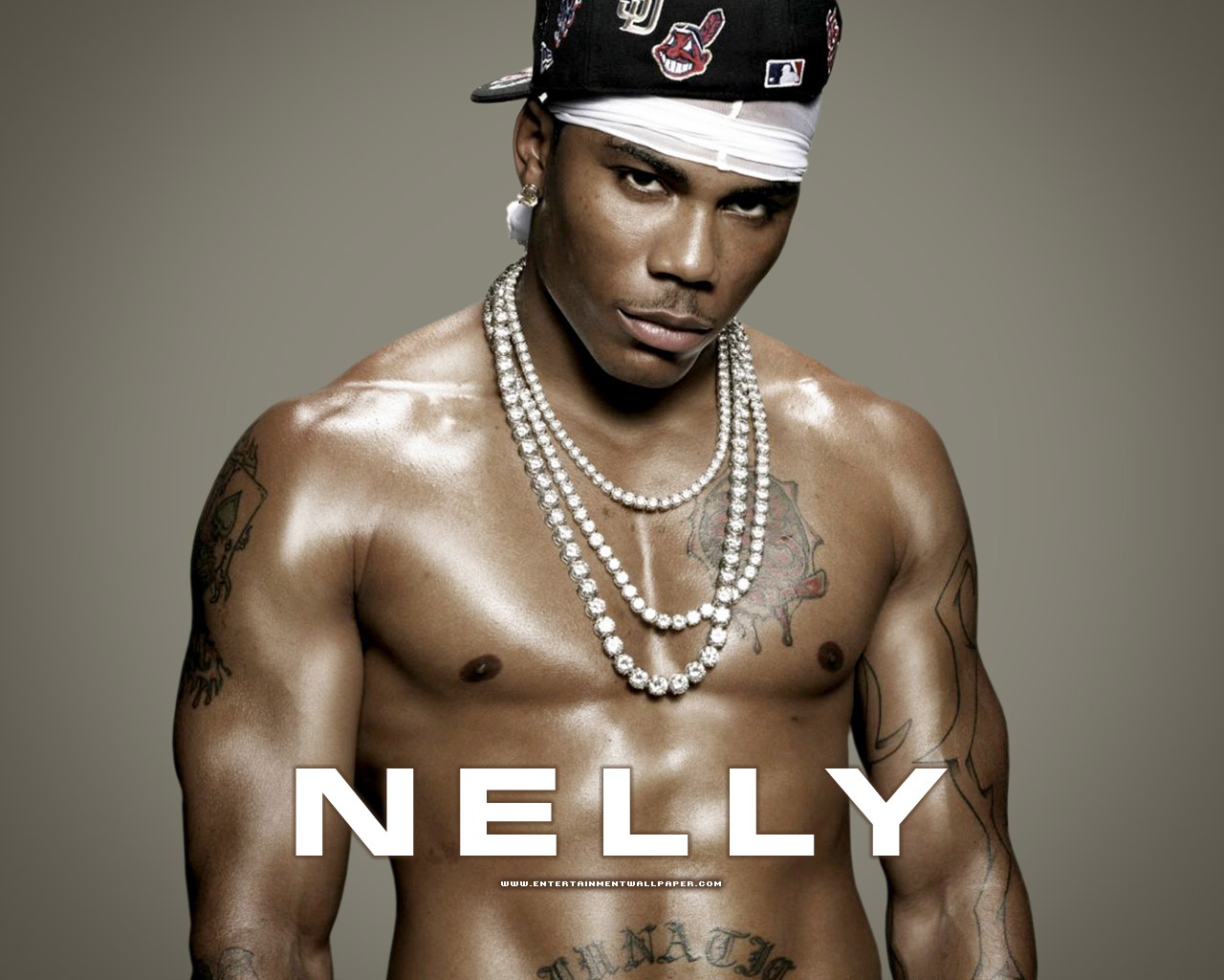 Rapper Nelly Is Still Blaming The Black Women of Spelman for His Faults, Even After All These Years - Beyond Black & White