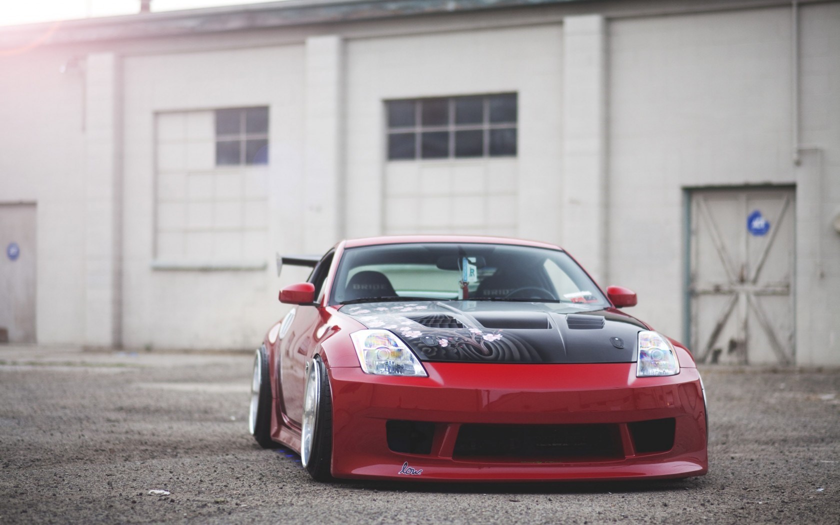 Nissan 350Z Tuning Red Car