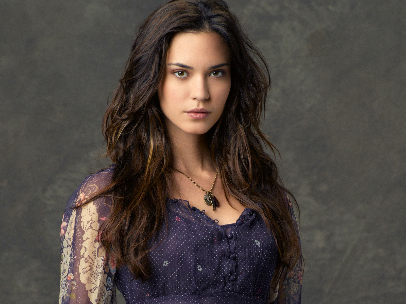 Odette annable hot