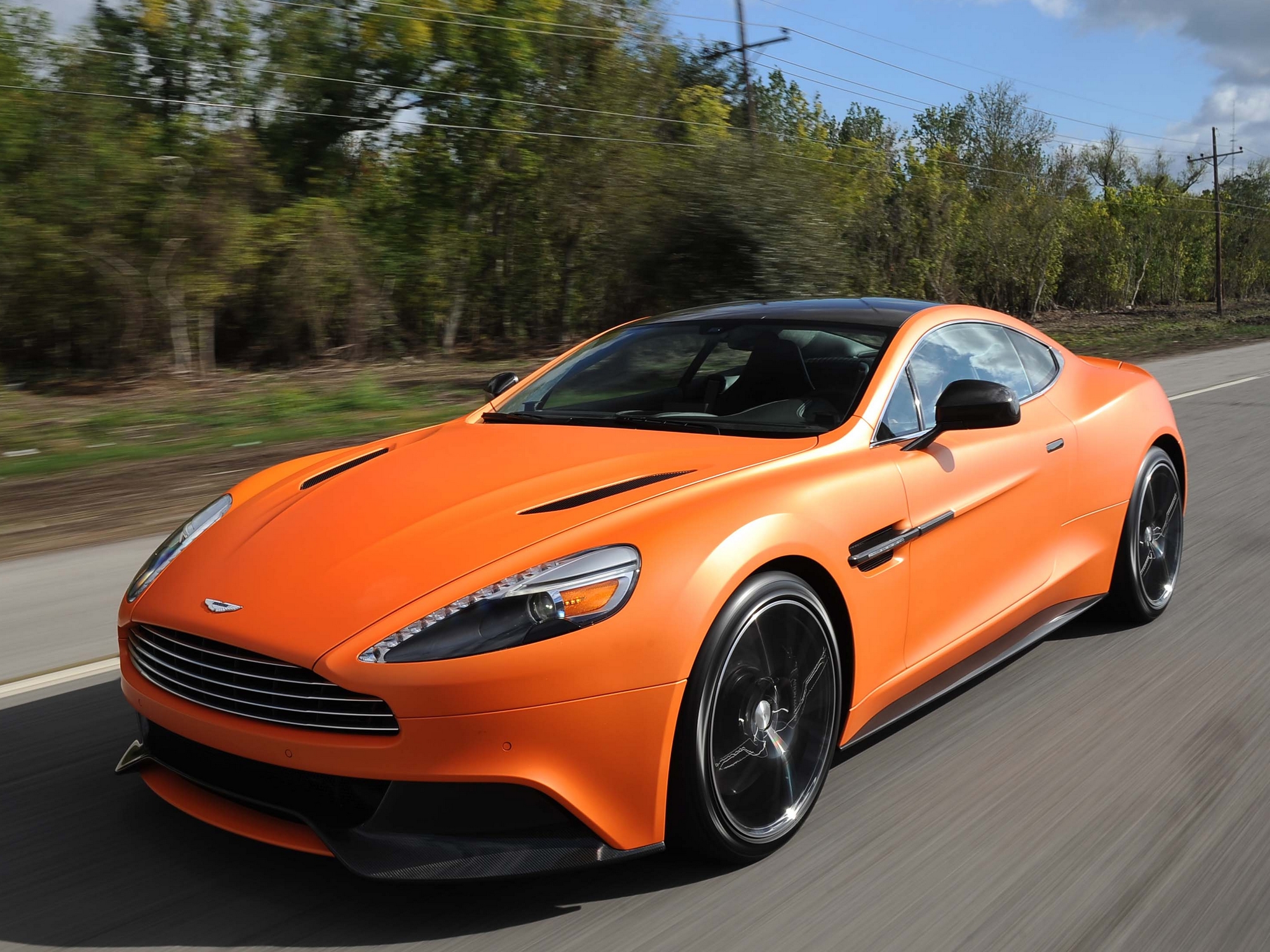 2048 × 1536 http://www.autowp.ru/pictures/aston_martin/vanquish/aston_martin_vanquish_us-spec_1.jpg