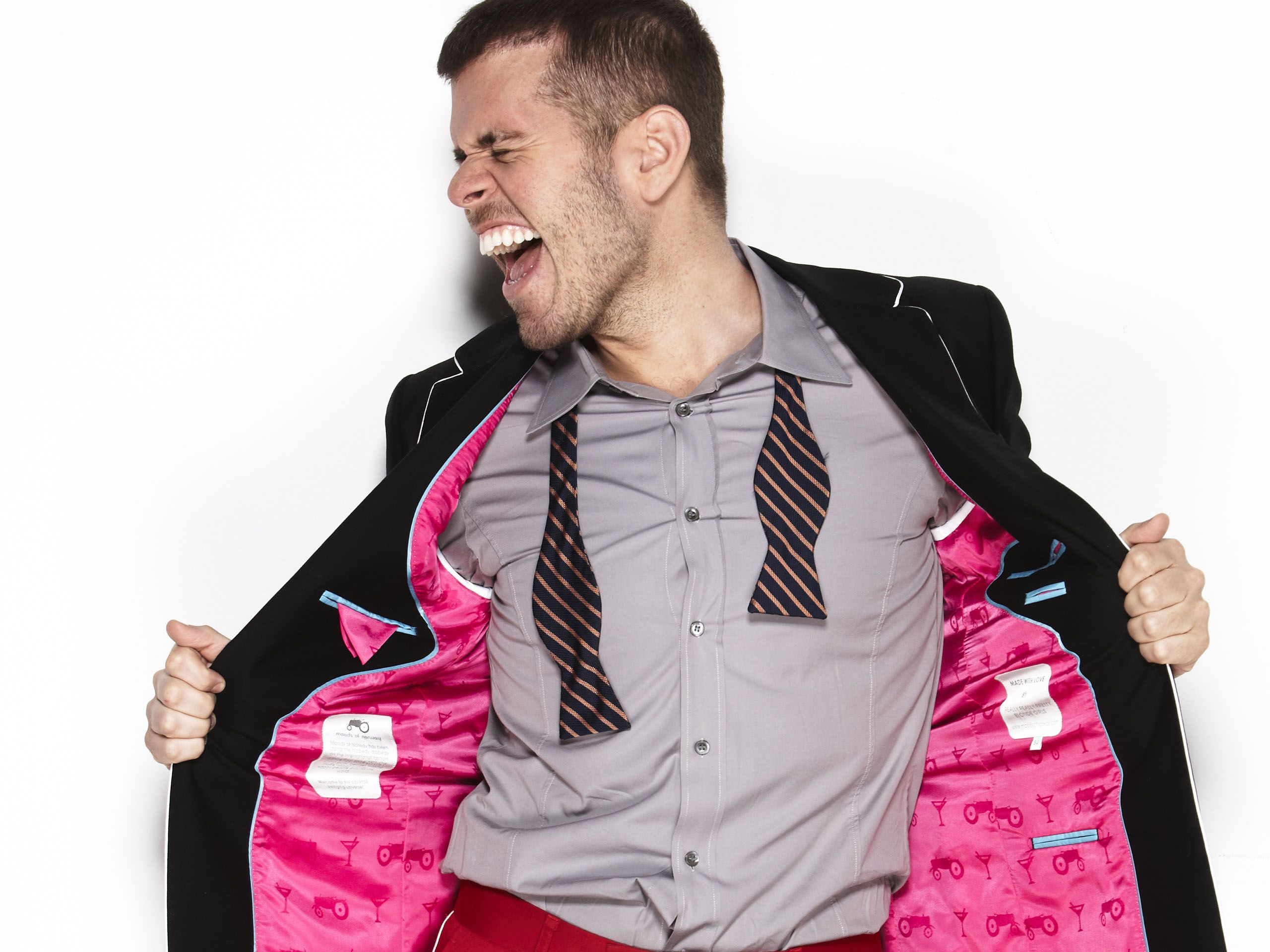 Perez Hilton – the name rings with infamy. He is known as THE Celebrity blogger. He is also known as someone with an incredibly negative reputation.