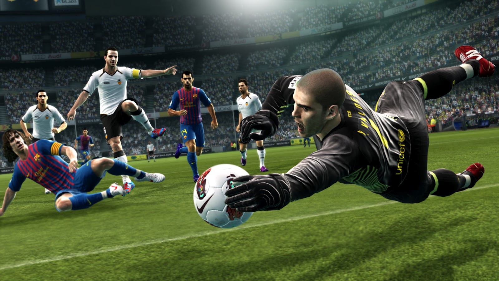 Those fictional players are another big detriment: while PES 13 does have almost double the number of national soccer teams, the club team roster is far ...