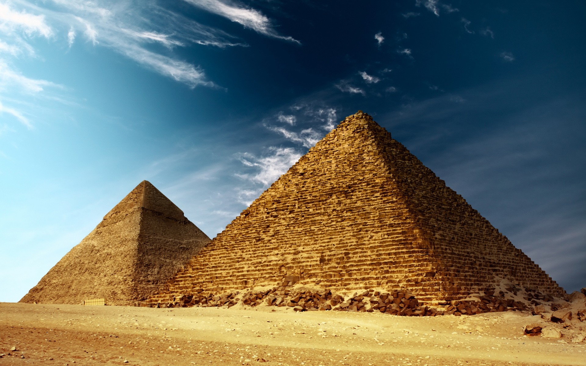 Egyptian Pyramids wallpaper hd