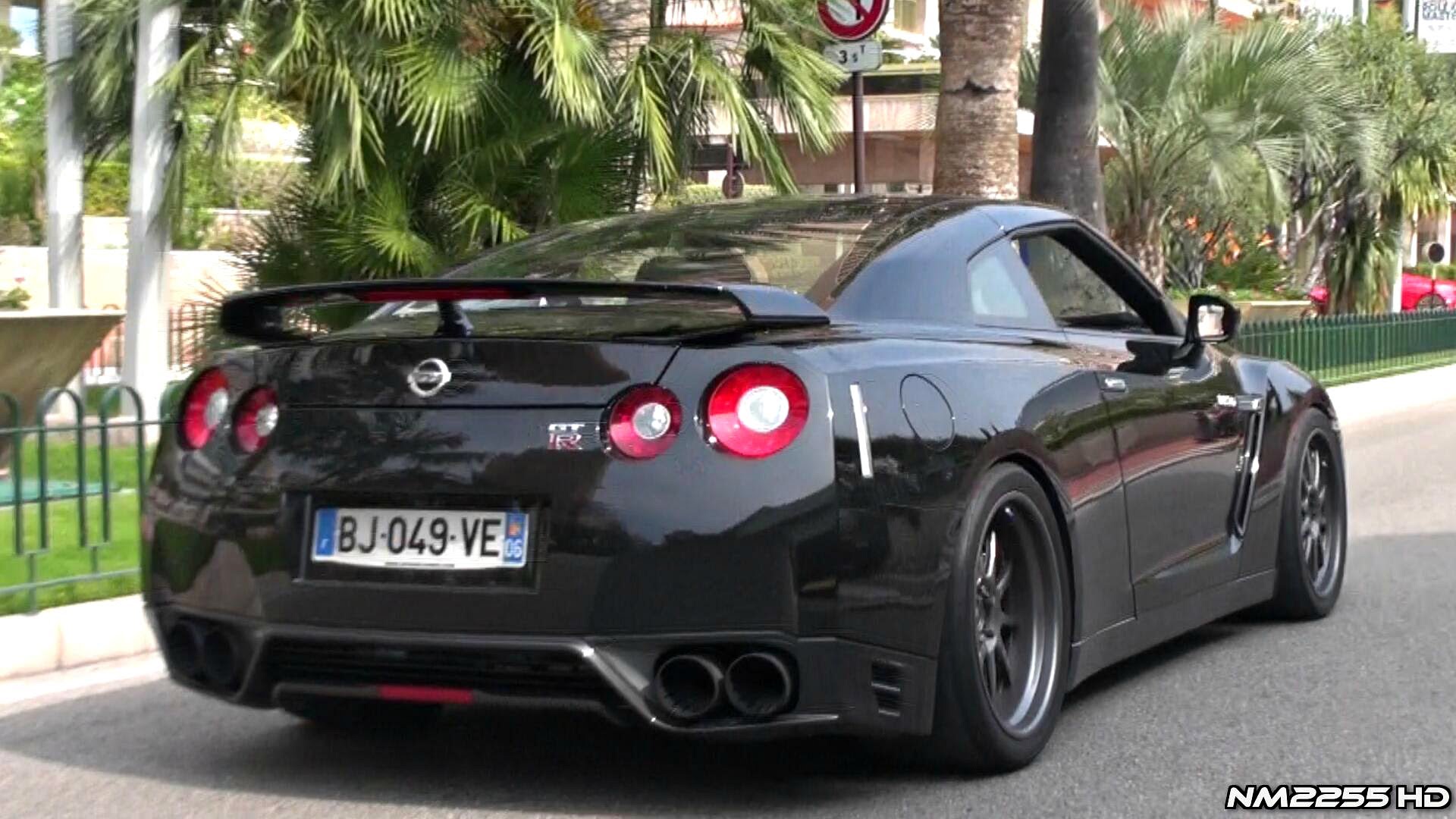 R35 Pictures