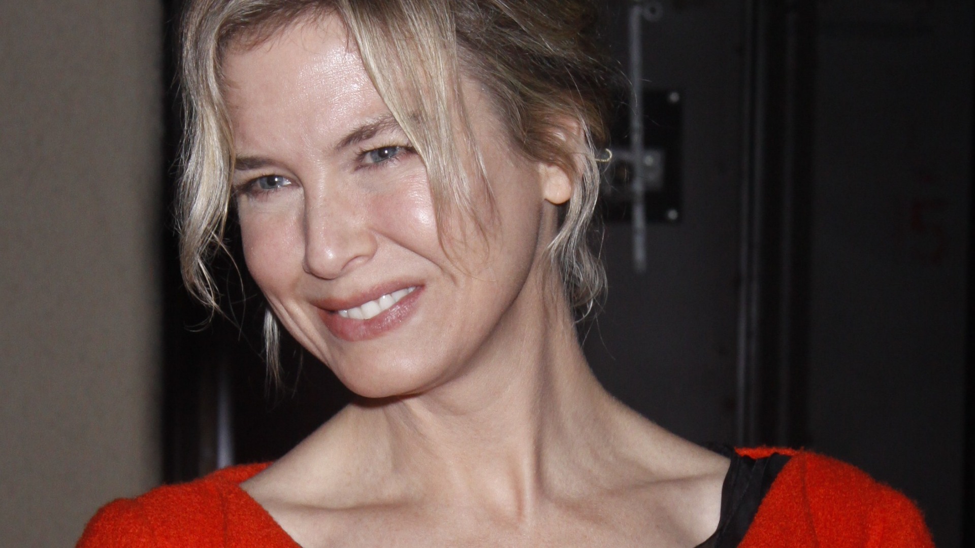 Renee Zellweger face before she dramatically altered it