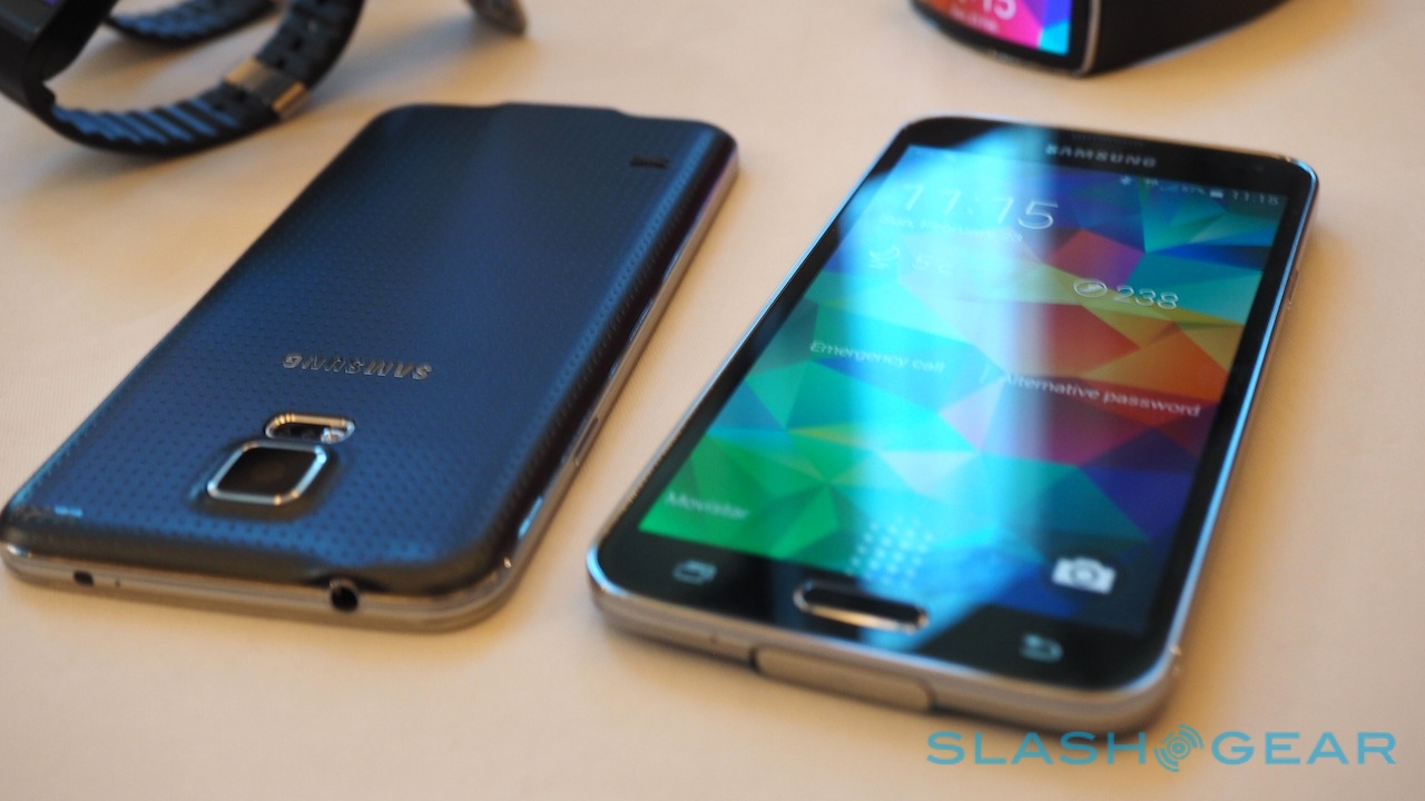 Samsung tells us the Galaxy S5 will begin a global roll-out from April, though isn't talking pricing at this stage. US carriers haven't been confirmed, ...