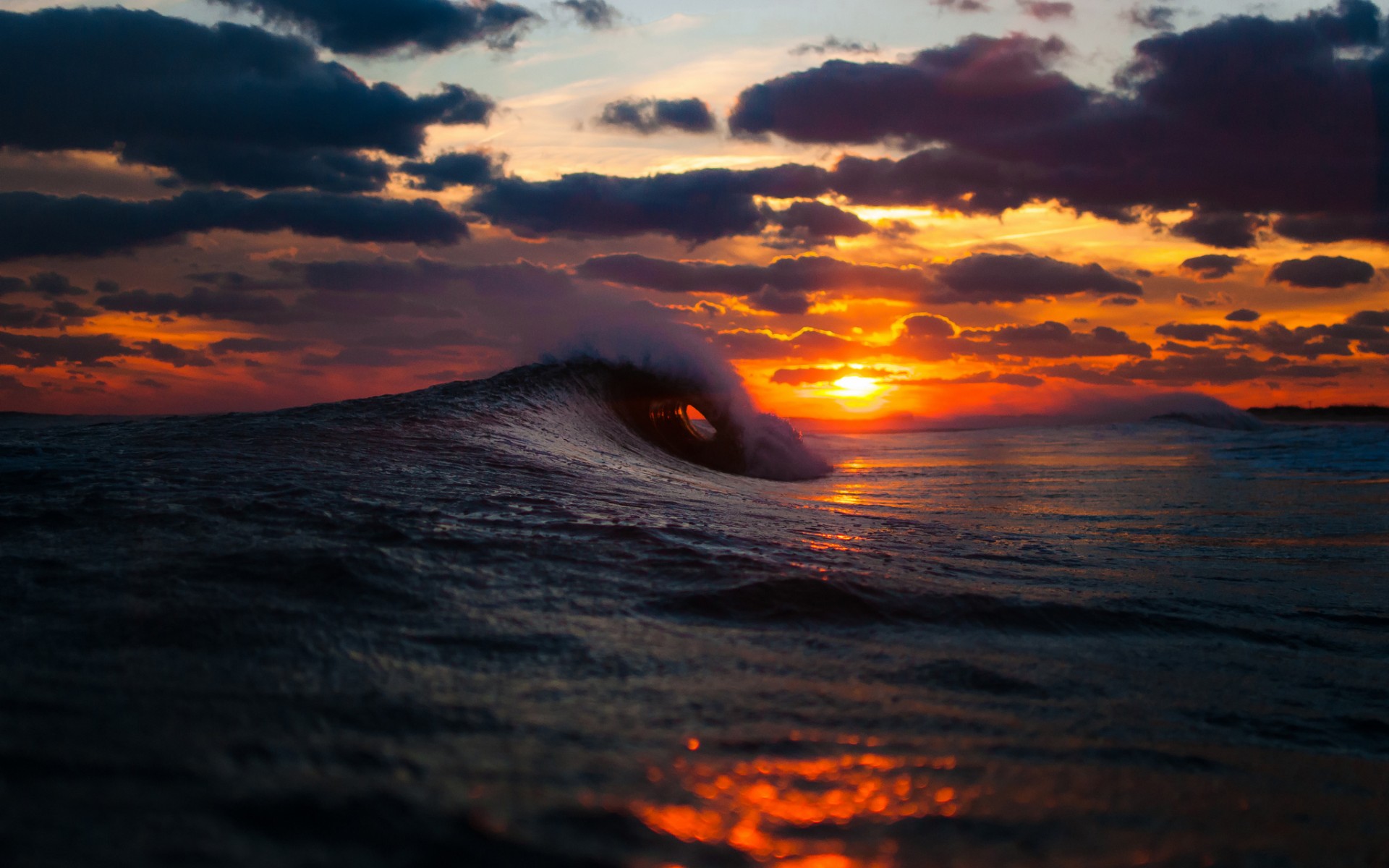 ocean sea waves sunset sunrise sky clouds spray splash drops wallpaper background
