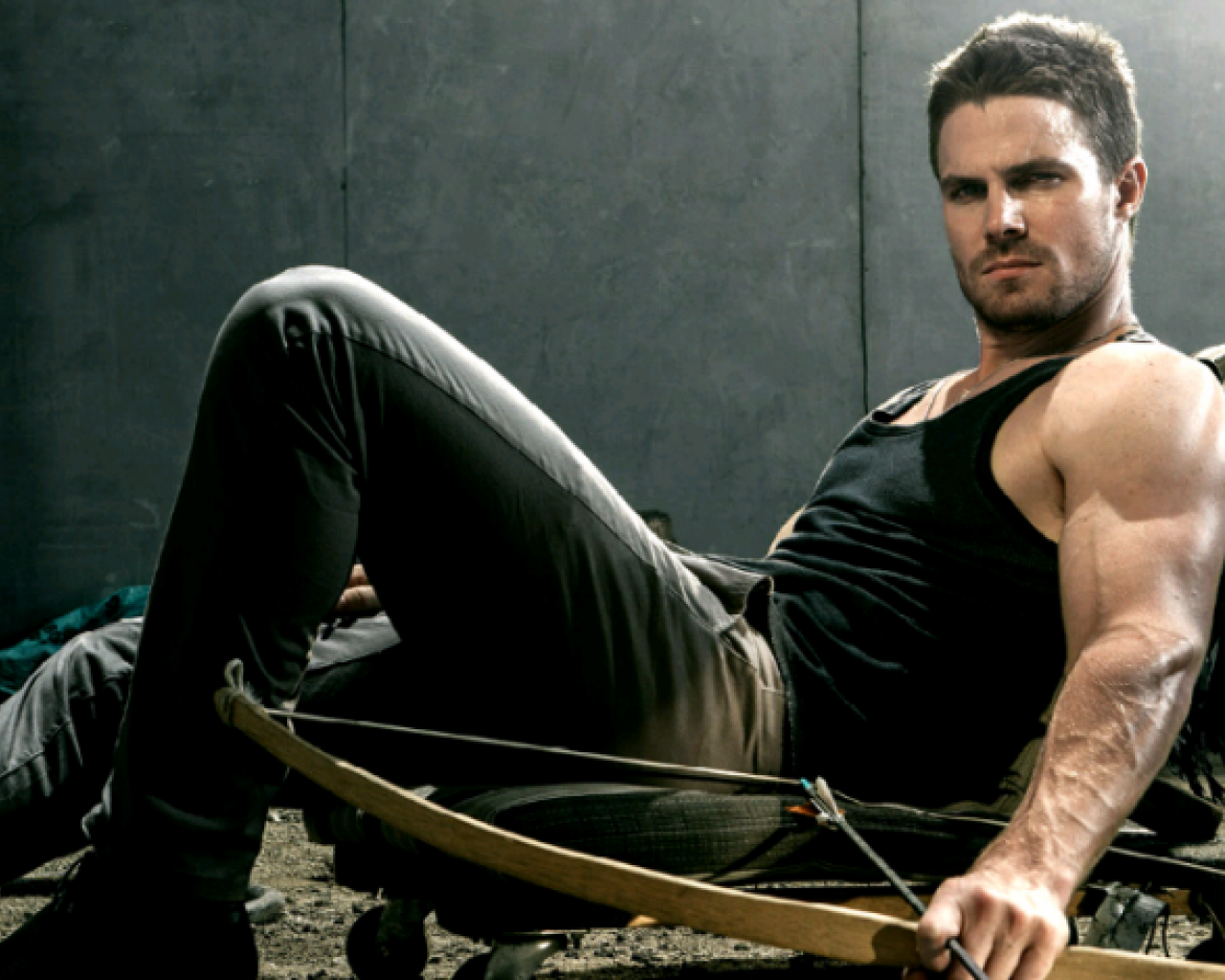 hot-body-stephen-amell-image-hd ...