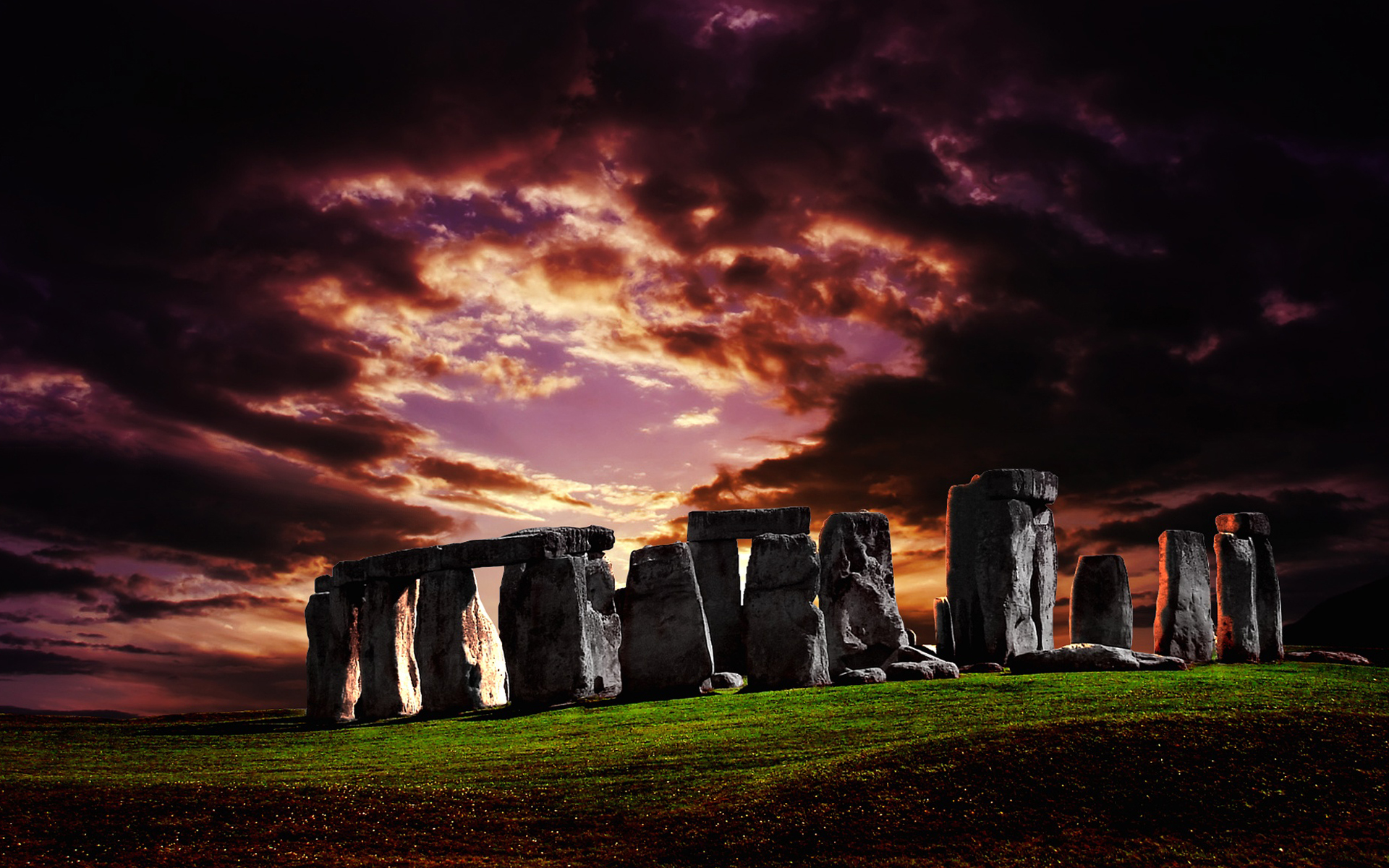 Stonehenge at twilight wallpaper