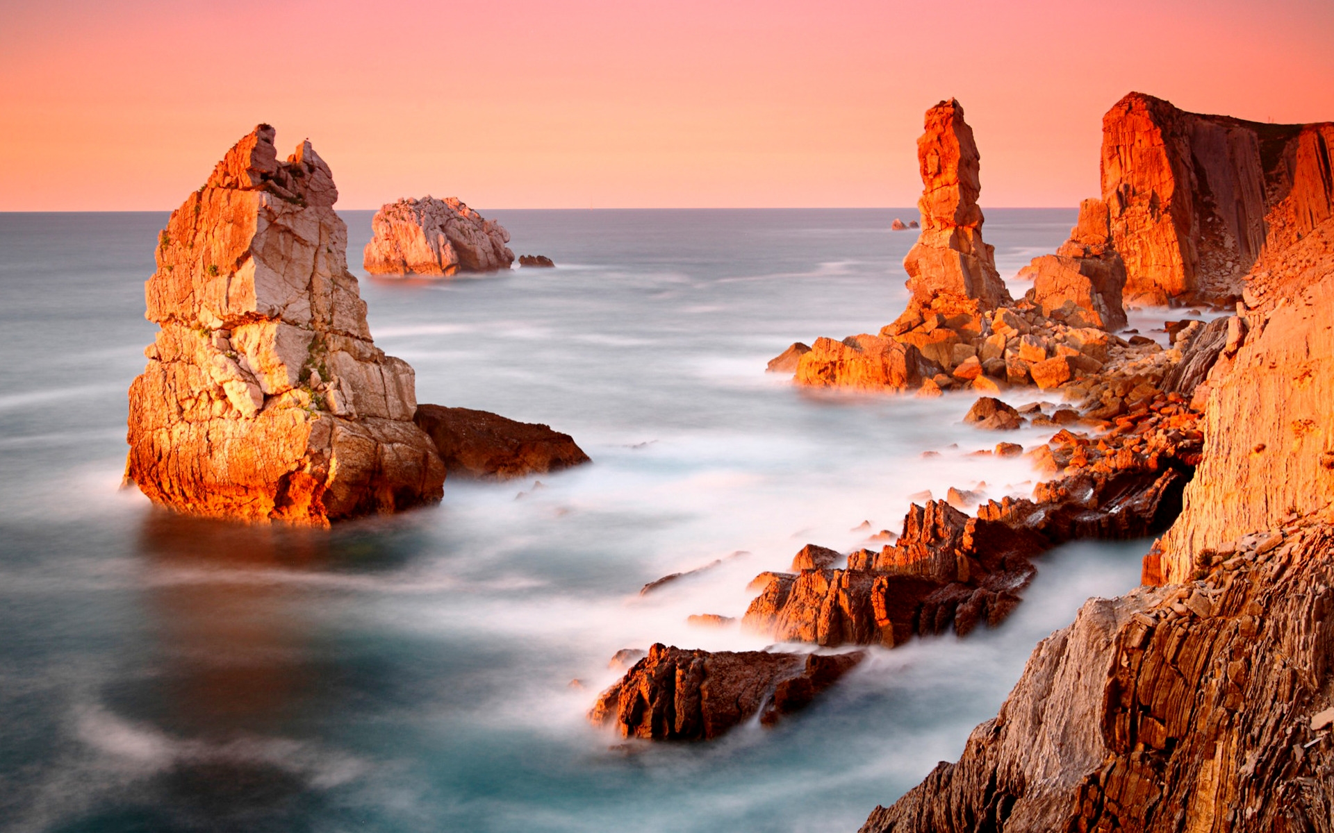 Stunning Beach Rocks Wallpaper