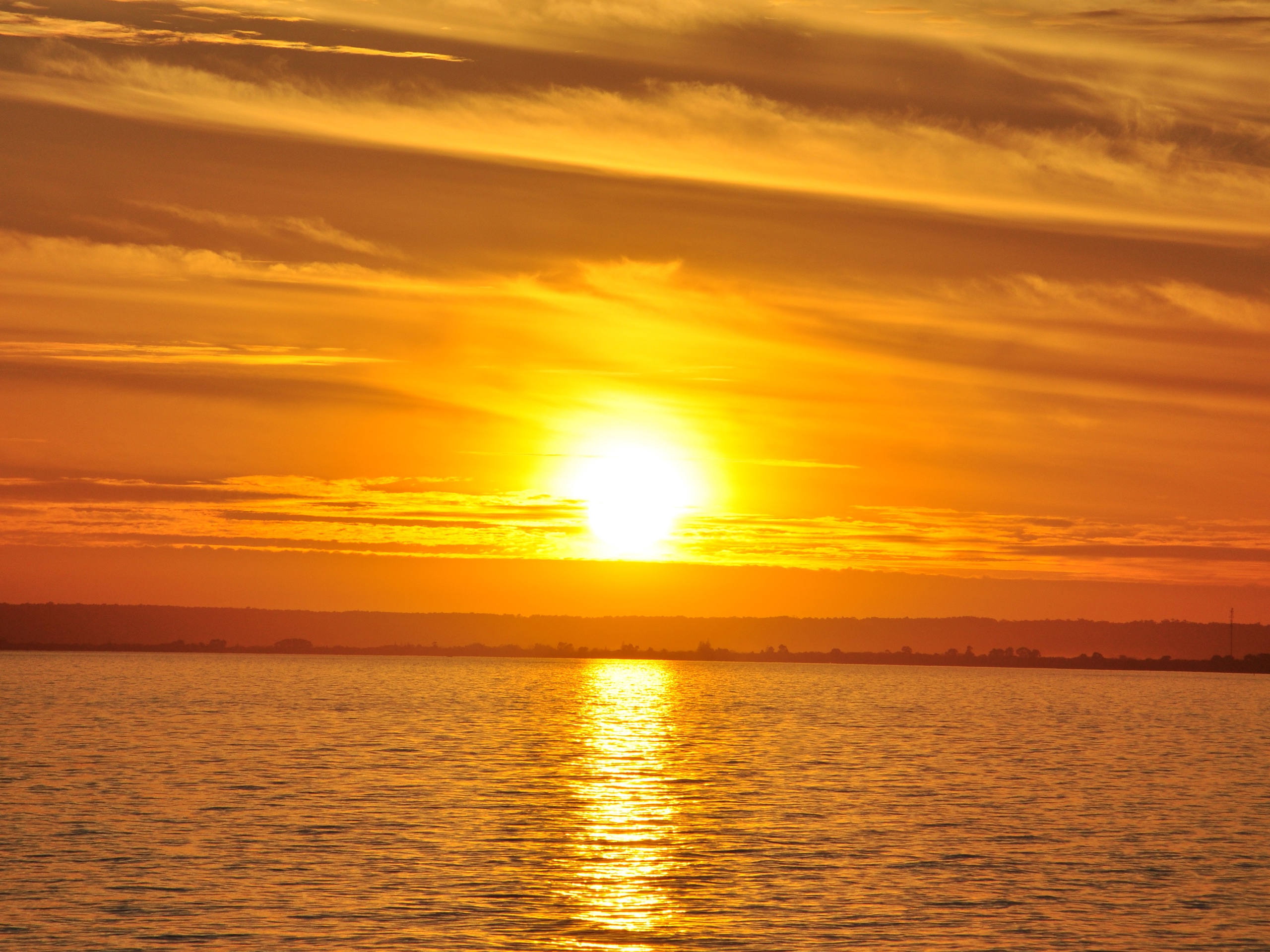 Yellow Sunset Over the Water (click to view)