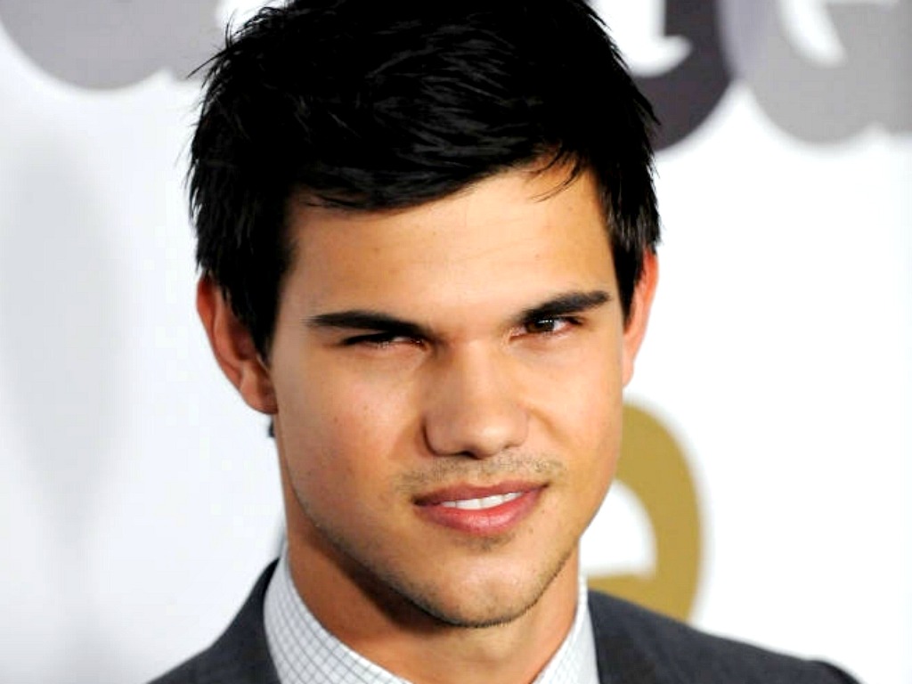 Taylor Lautner Taylor Lautner Wallpaper