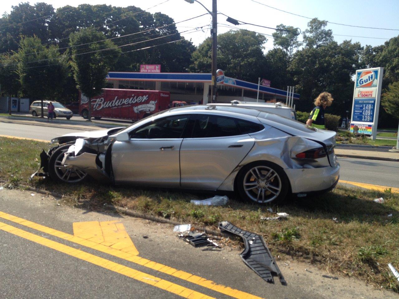 Tesla Model S Gets Wrecked: Owner Says Vehicle Saved His Life (Images – Owner Testimonial)