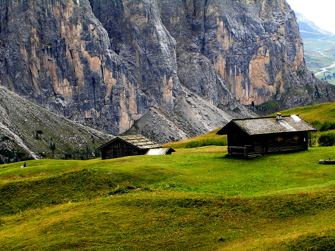 Two Cottages In Mountains Valley wallpaper