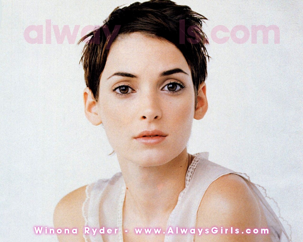 Winona Ryder Wallpaper - Right click your mouse and choose "Set As Background" to