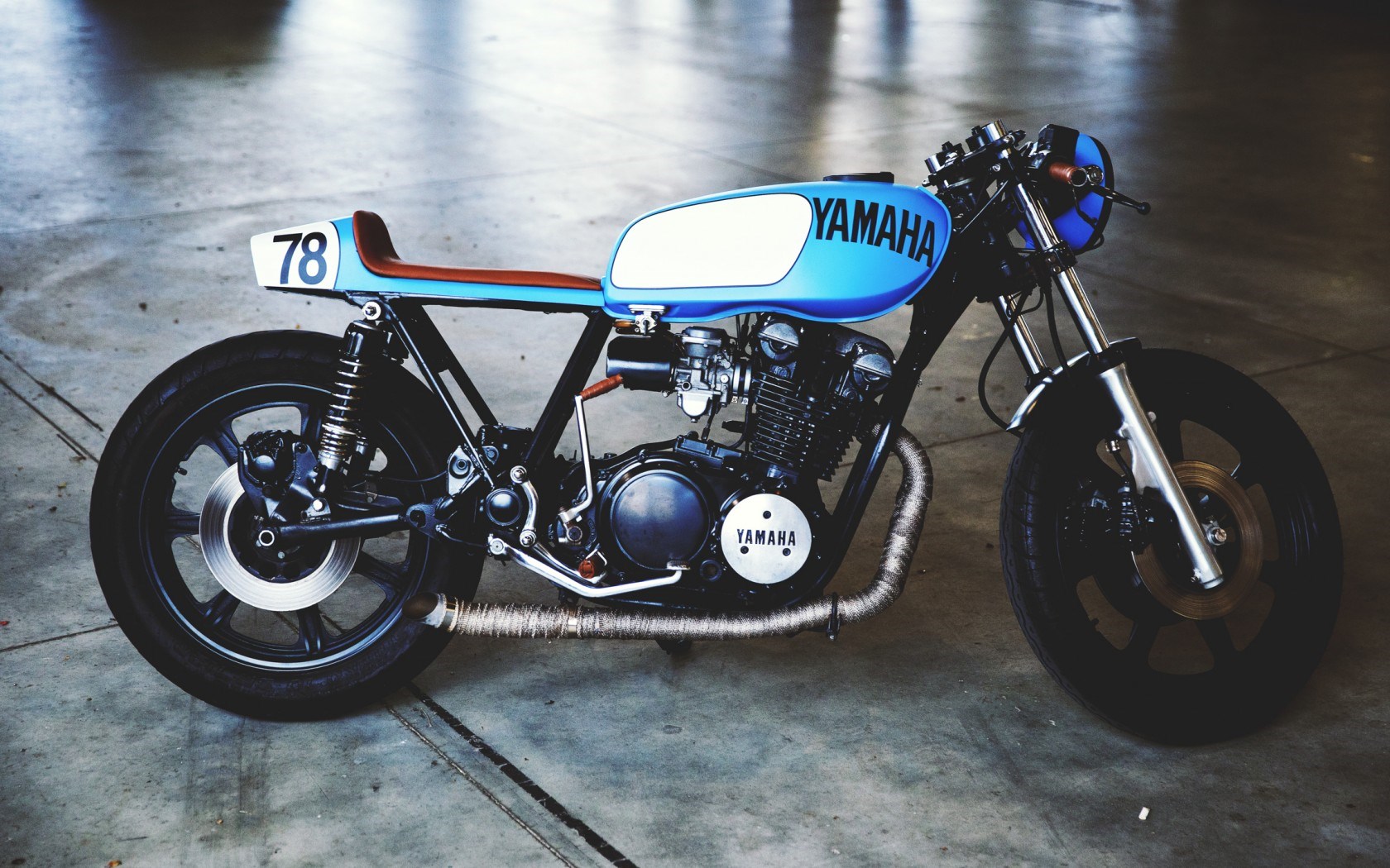 Yamaha Motorcycle Vintage Motorbike Side