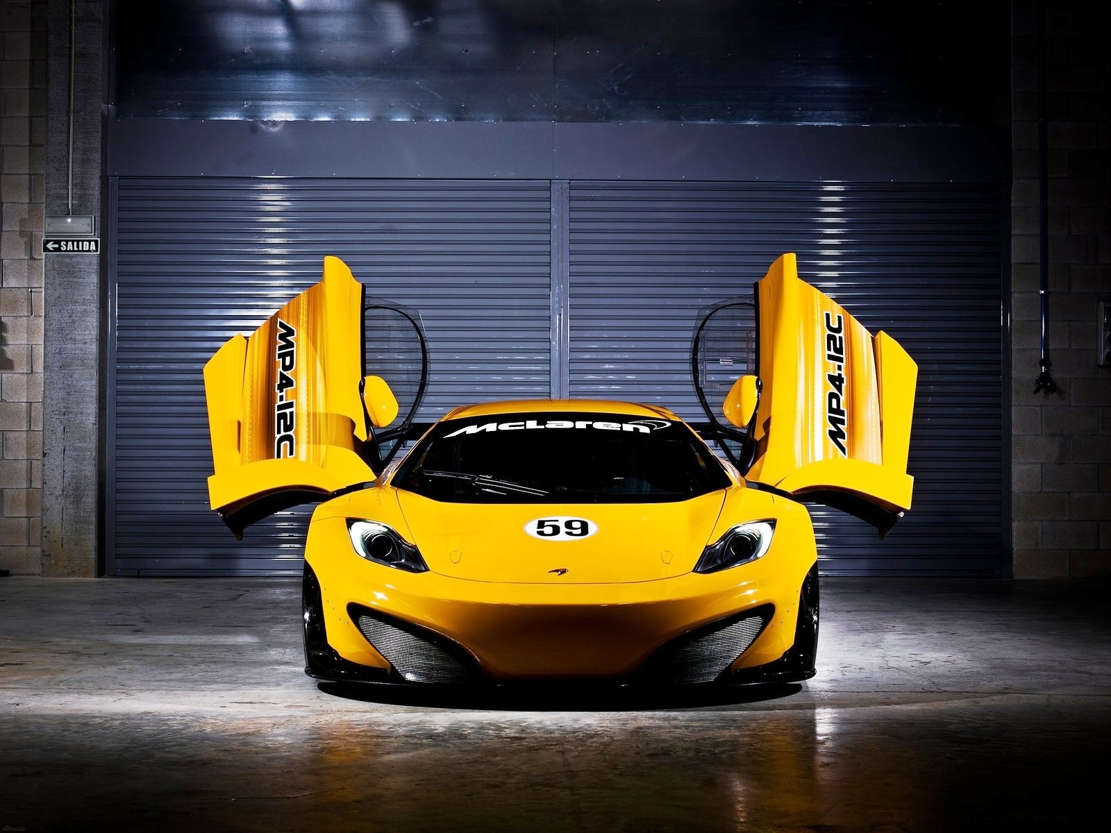 Yellow Car wallpaper | 1600x1200 | #76179