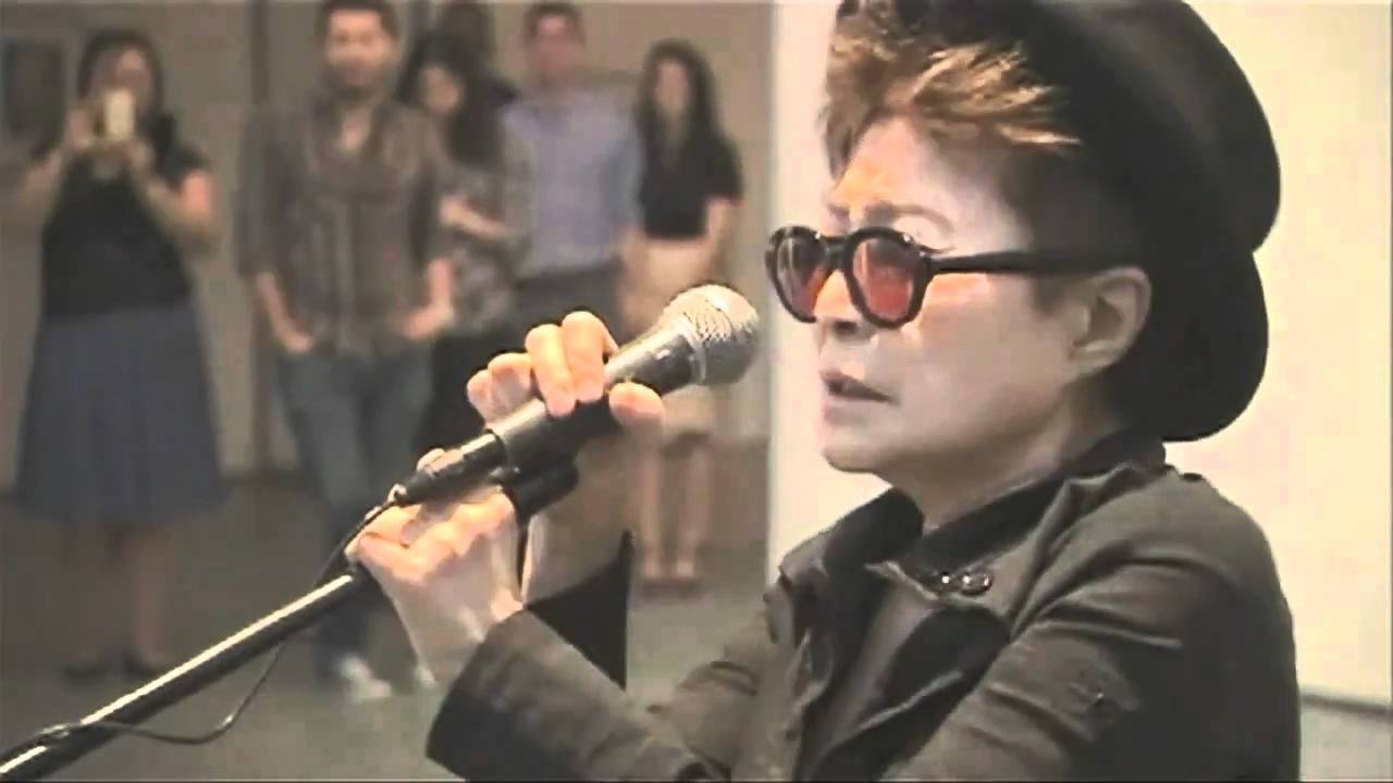 Yoko Ono Screaming at Art Show! (Original)