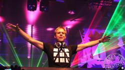 Armin van Buuren does the official remix for Game of ThronesGeeks & Cleats