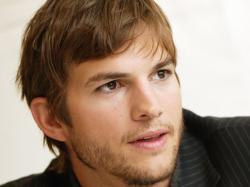 Ashton Kutcher's Solo Outing With Baby Created Issues in the Diaper-Changing Department | Acculturated