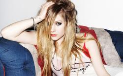 Avril Lavigne on Pinterest | Avril Lavigne, Abbey Dawn and Happy Endings