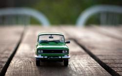 Green Toy Car Wooden Board HD Wallpaper
