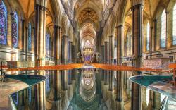 Beautiful cathedral windows reflection church bui 1920x1200