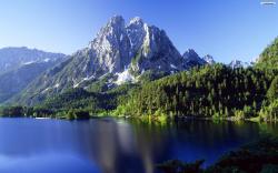Beautiful-Mountain-Picture-Wallpaper-HD-Resolution