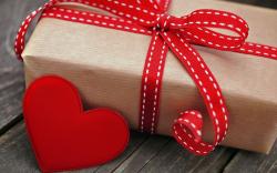 Box Gift Holiday Red Heart Love