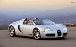 The Average Bugatti Customer Has About 84 Cars, 3 Jets And One Yacht - TechDrive - The Latest In Tech & Transport