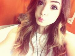 Chrissy Costanza Top Wallpapers