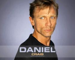Daniel Craig cool pics ...