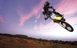 motocross-bike-in-sky-HD_wallpapers.jpg