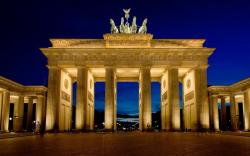 Brandenburg-Gate-Berlin-Germany-Wallpaper ...