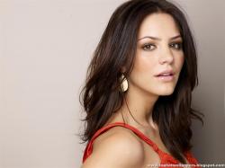 Please check our latest hd widescreen wallpaper below and bring beauty to your desktop. Katharine McPhee HD Wallpaper