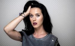 Here we go with the Katy Perry pregnancy rumors again… Except, this time, I can totally see why people think Katy is going to be a mommy.