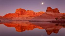 Glen Canyon has been filled with the lake named Lake Powell which is the ...