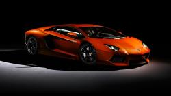 The Lamborghini Aventador is a sports car in the luxury class. The name comes from the homonymous fighting bull Toreosaus of 1993 in Spain and is called ...