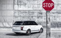Land Rover Range Rover Stop Sign