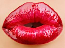 Close-up lips - Wallpaper 2560x1920