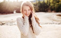 Lovely Girl Sweater Fashion HD Background is a awesome hd photography. Free to upload, share the high definition photos. Lovely Girl Sweater Fashion HD ...