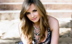 Rachael Leigh Cook Please STOP AdBlock Browser plugin to view this pic and support our site!