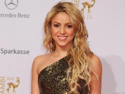 Shakira Smiling Photo · Formal Picture Of Hollywood Singer Shakira