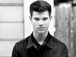 Taylor Lautner Taylor Lautner Wallpaper