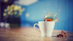Tea Splash Cup Macro