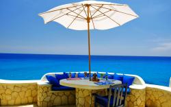 Veranda at beach Wallpapers Pictures Photos Images. «